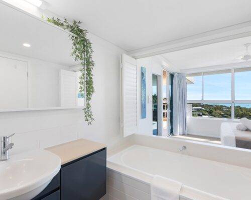 Airlie-beach-apartment-15 (13)