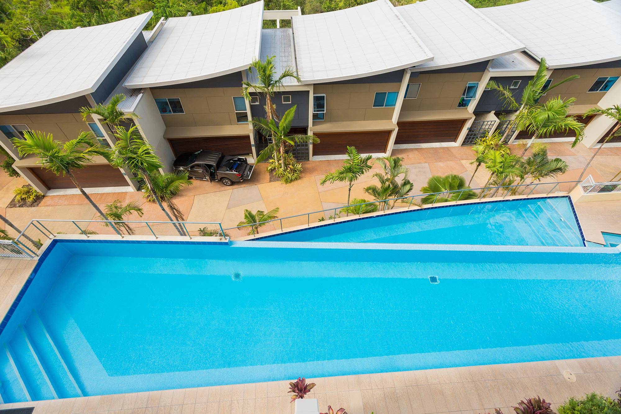 Airlie Beach Luxury Holiday Apartments Azure Sea Whitsundays