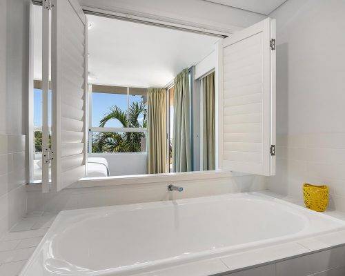 whitsunday-airlie-beach-resort-2-bedroom-apartments-unit-18 (14)