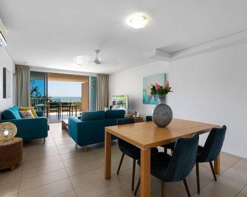 whitsunday-airlie-beach-resort-2-bedroom-apartments-unit-18 (2)