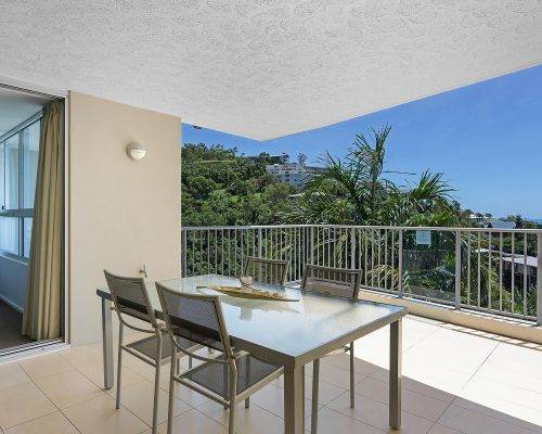 whitsunday-airlie-beach-resort-2-bedroom-apartments-unit-18 (6)