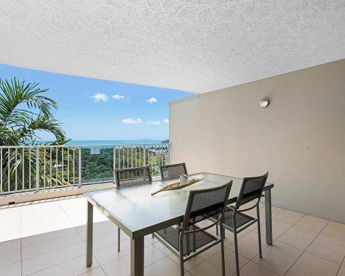 whitsunday-airlie-beach-resort-2-bedroom-apartments-unit-18 (7)