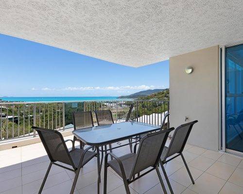 whitsunday-airlie-beach-resort-2-bedroom-apartments-unit-23 (30)