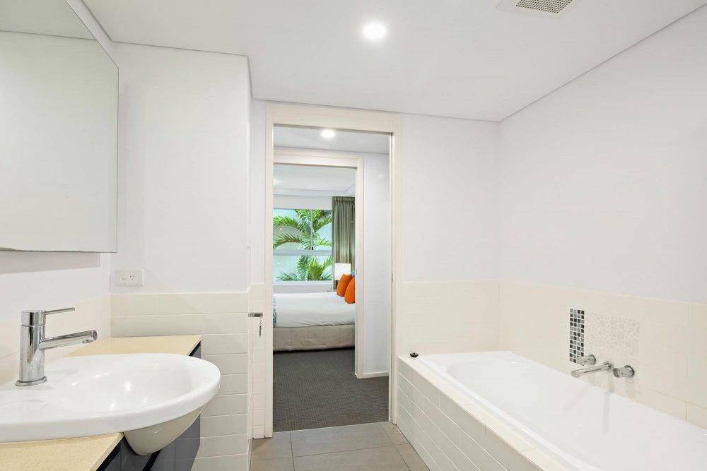 whitsunday-airlie-beach-resort-3-bedroom-apartments-unit-13 (10)