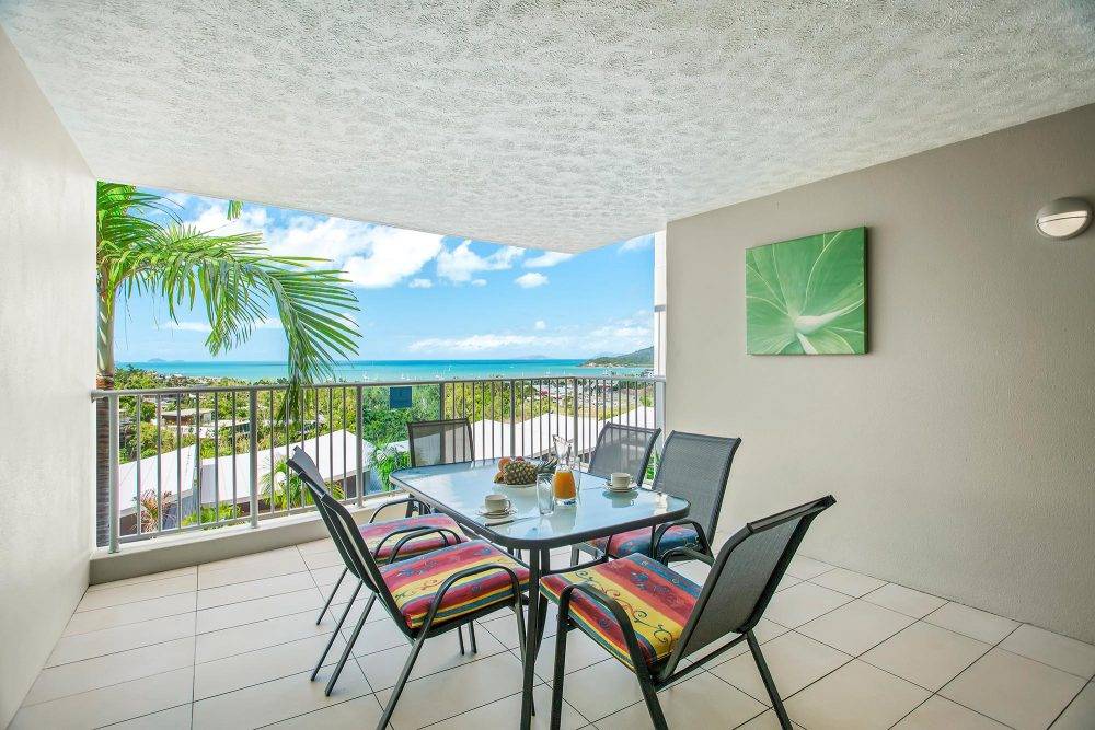 whitsunday-airlie-beach-resort-3-bedroom-apartments-unit-13 (2)