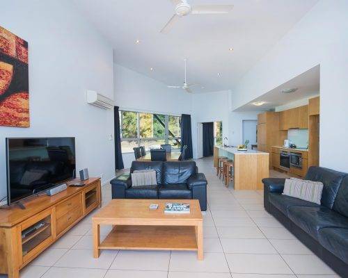 whitsunday-airlie-beach-resort-3-bedroom-apartments-unit-30 (8)